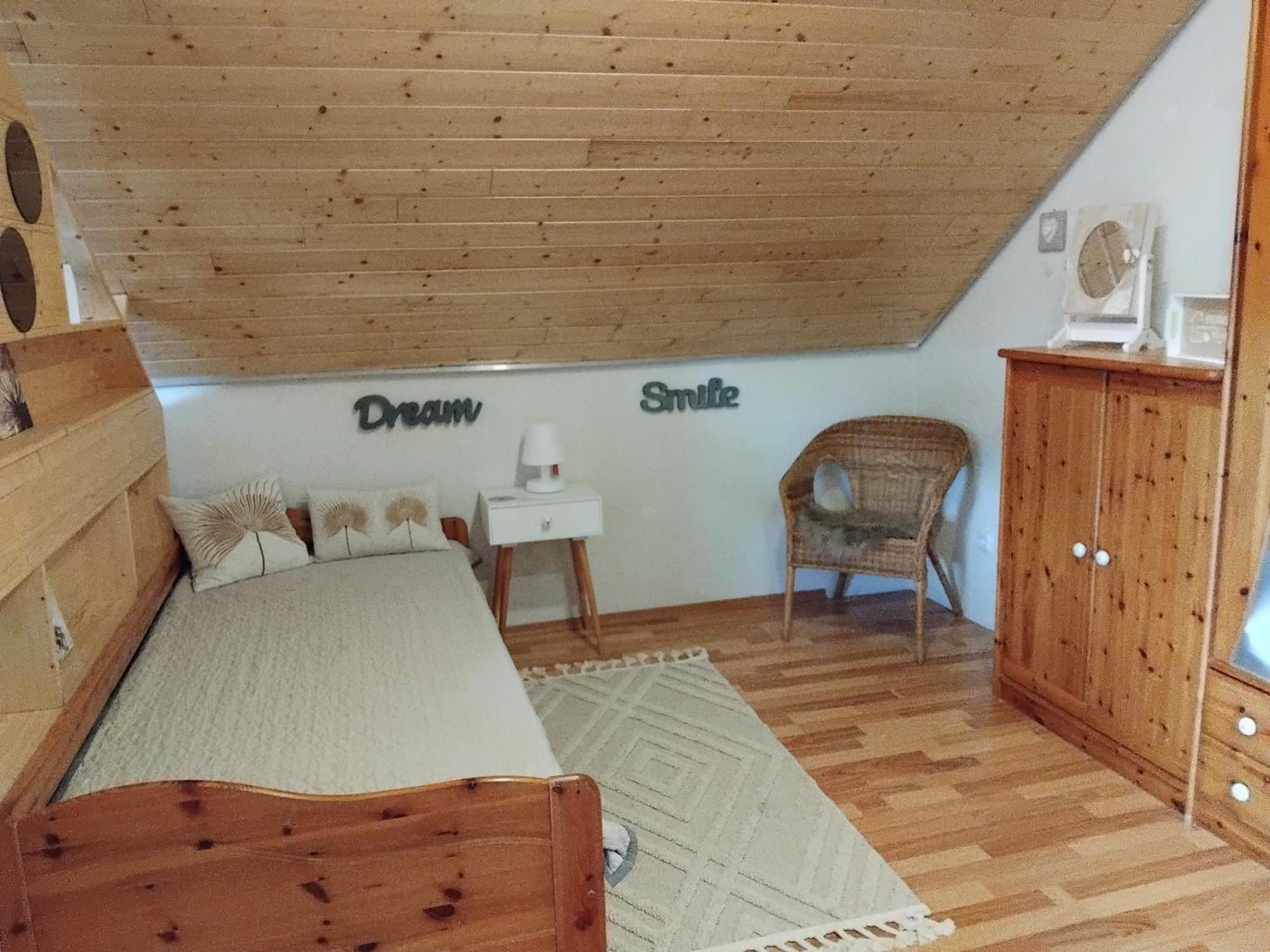 Ferienwohnung Monteurwohnung Pusteblume 두더슈타트 외부 사진